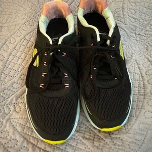 Skechers Women's D'lux Walker-Infinite Motion Sneaker